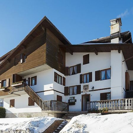 Villa Casanova - Stayincortina Cortina dʼAmpezzo Szoba fotó