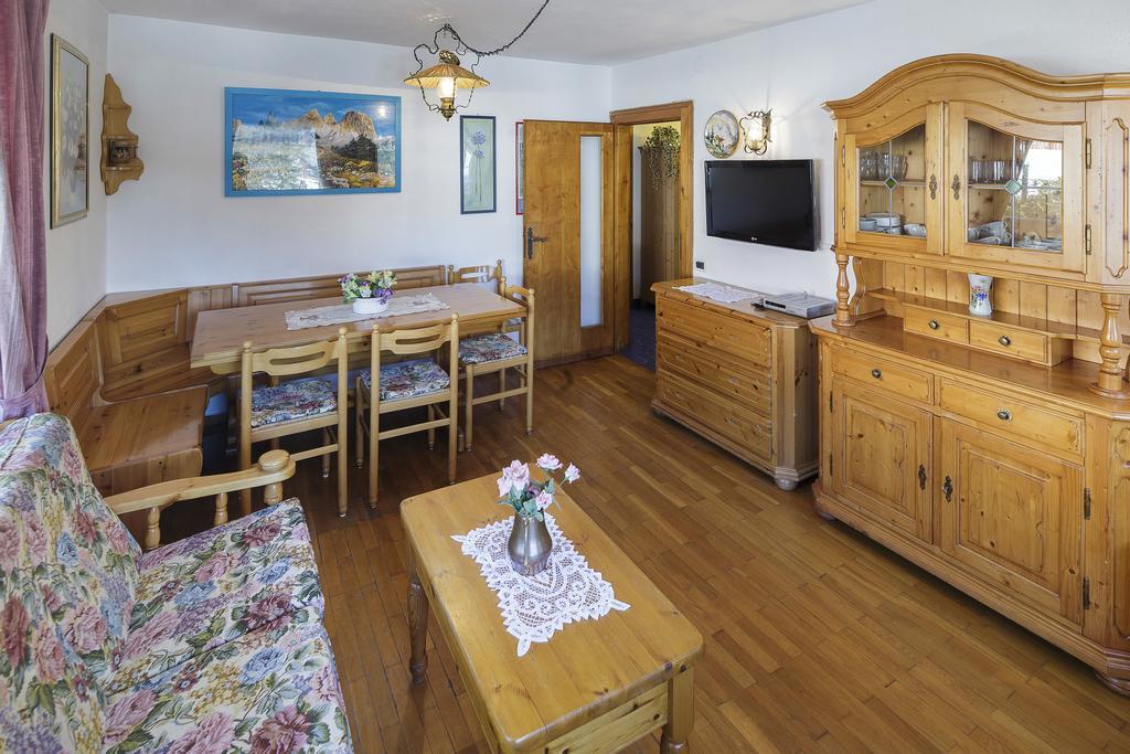 Villa Casanova - Stayincortina Cortina dʼAmpezzo Szoba fotó
