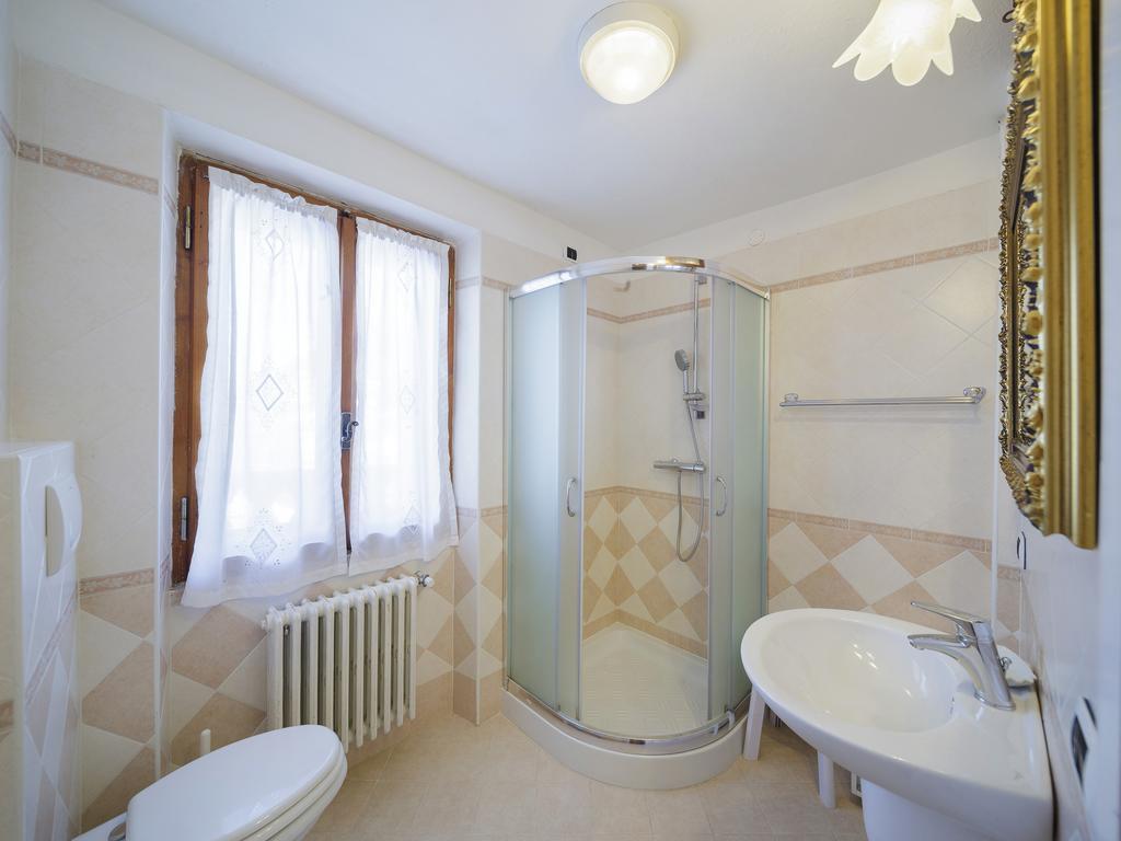 Villa Casanova - Stayincortina Cortina dʼAmpezzo Szoba fotó