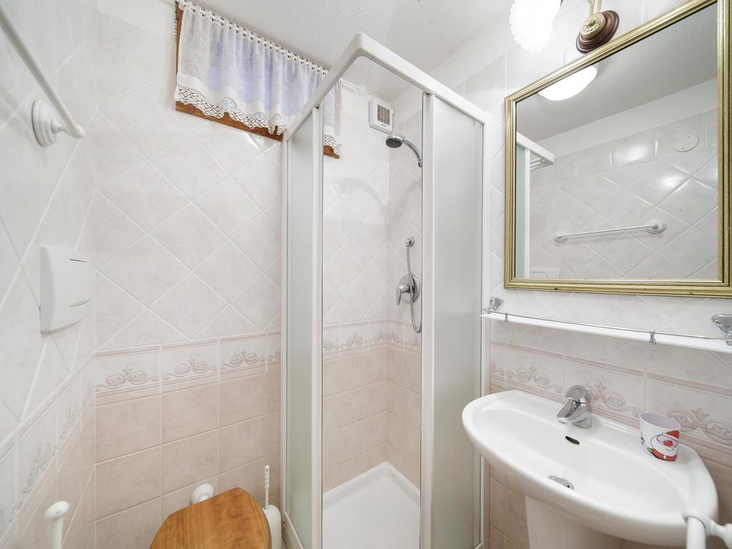 Villa Casanova - Stayincortina Cortina dʼAmpezzo Szoba fotó